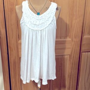 TEA PARTY WHITE SLEEVELESS TOO SMALL NWT